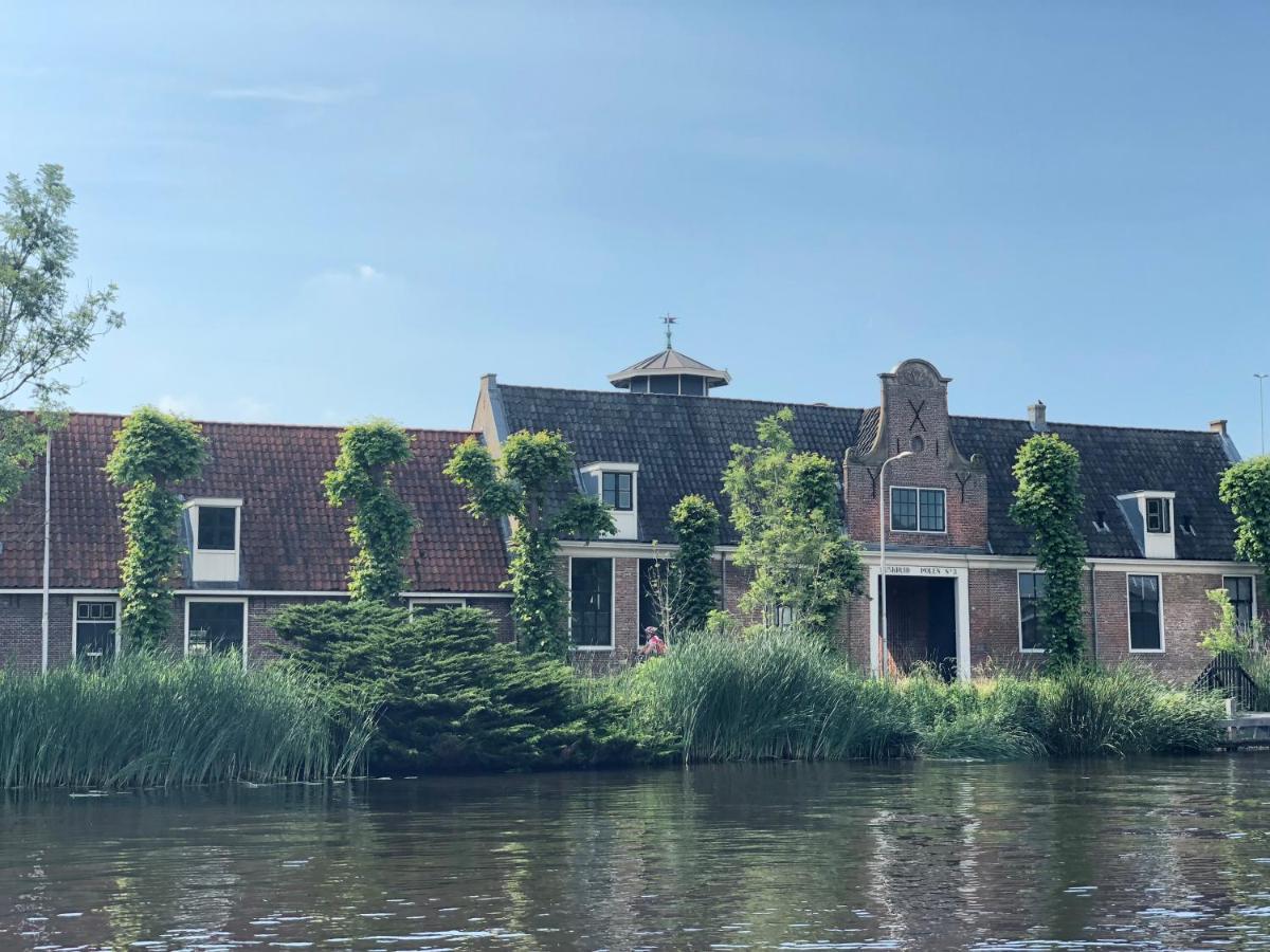 Huisjes Aan De Amstel - Your Home Away From Home Amstelveen Bagian luar foto